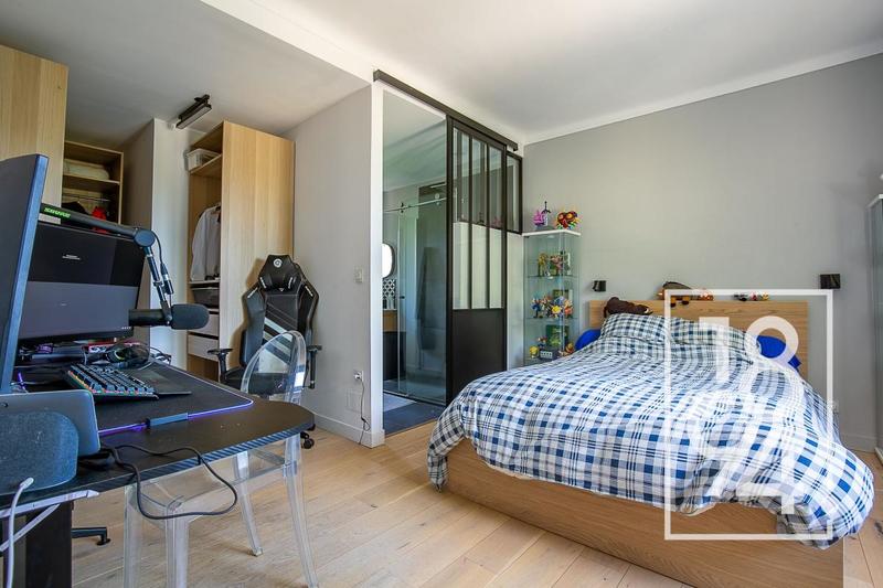 Maison - 171 m² - 6 pièces