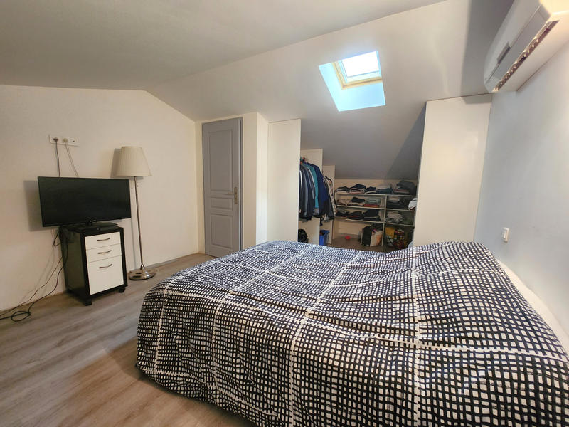 Propriété - 259 m² - 4 pièces