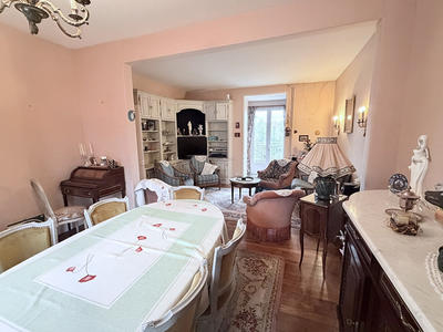 Maison - 145 m² - 7 pièces