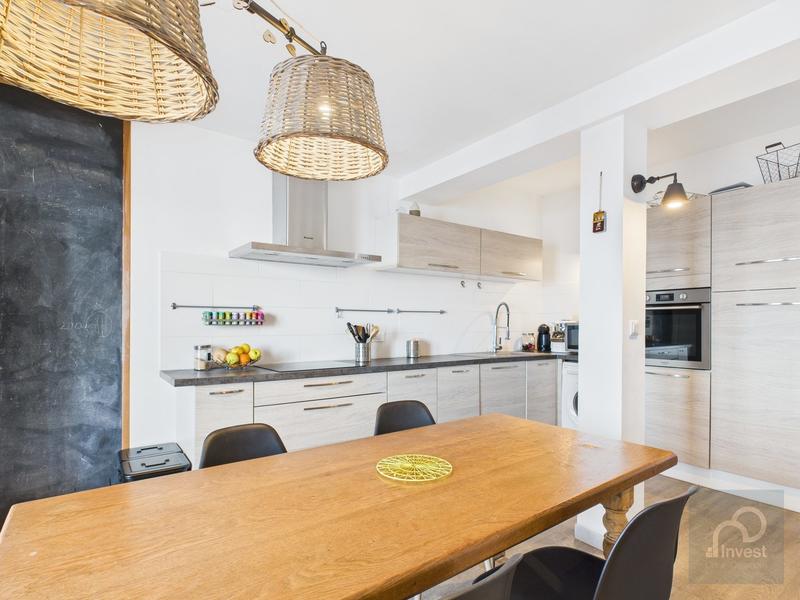 Villa - 204 m² - 6 pièces