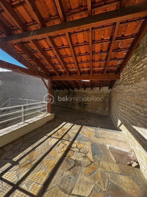 Immeuble - 160 m² - 6 pièces