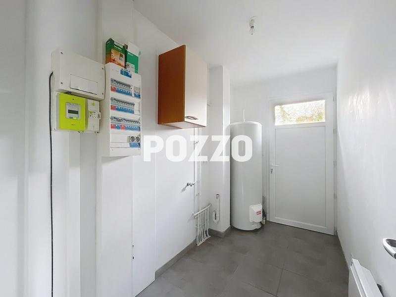 Maison - 93 m² - 4 pièces
