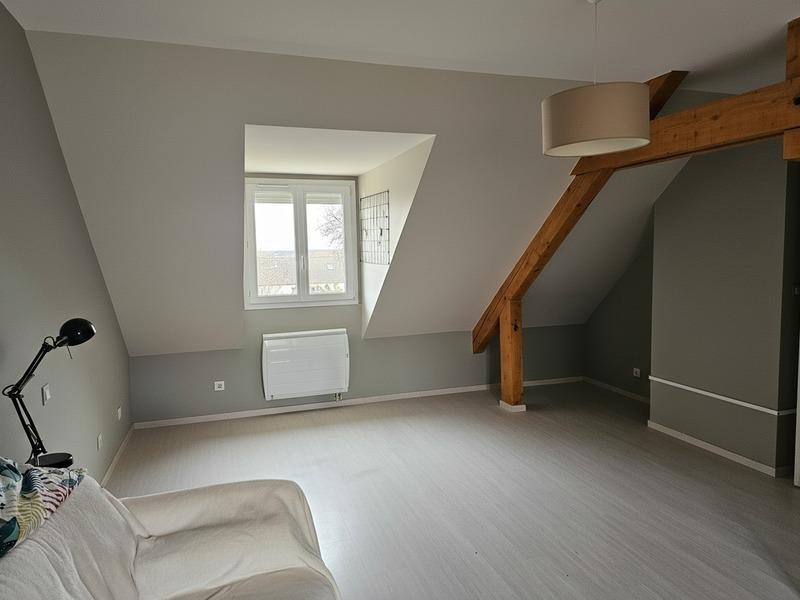 Maison - 215 m² - 10 pièces