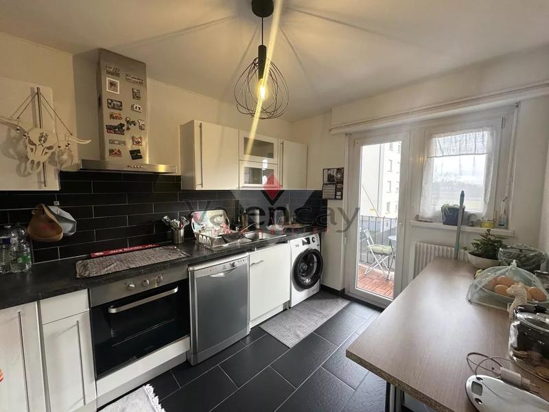 Appartement - 70 m² - 4 pièces