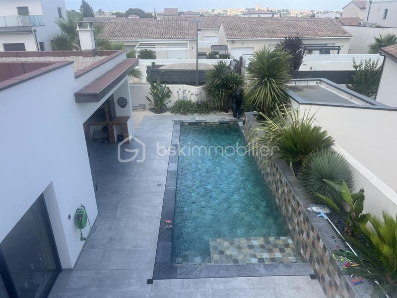 Maison - 170 m² - 5 pièces