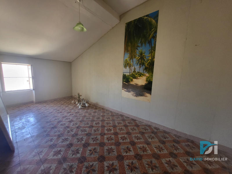 Maison - 385 m² - 11 pièces