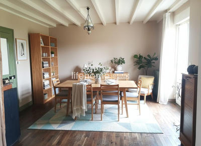 Maison - 150 m² - 5 pièces