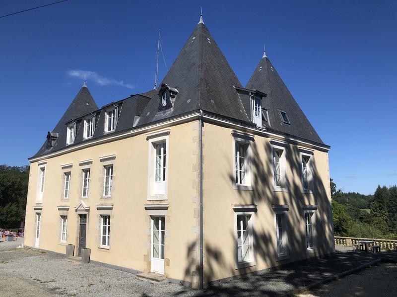 Château - 750 m² - 10 pièces