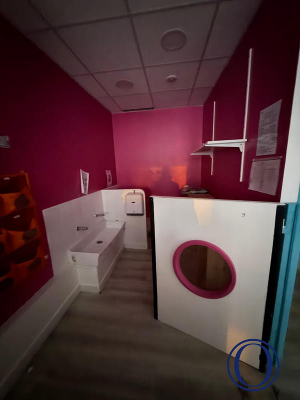 Local commercial - 142 m²