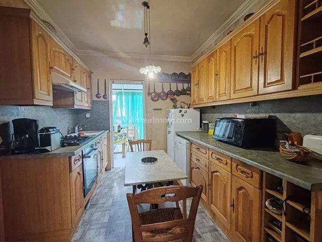 Maison - 101 m² - 6 pièces