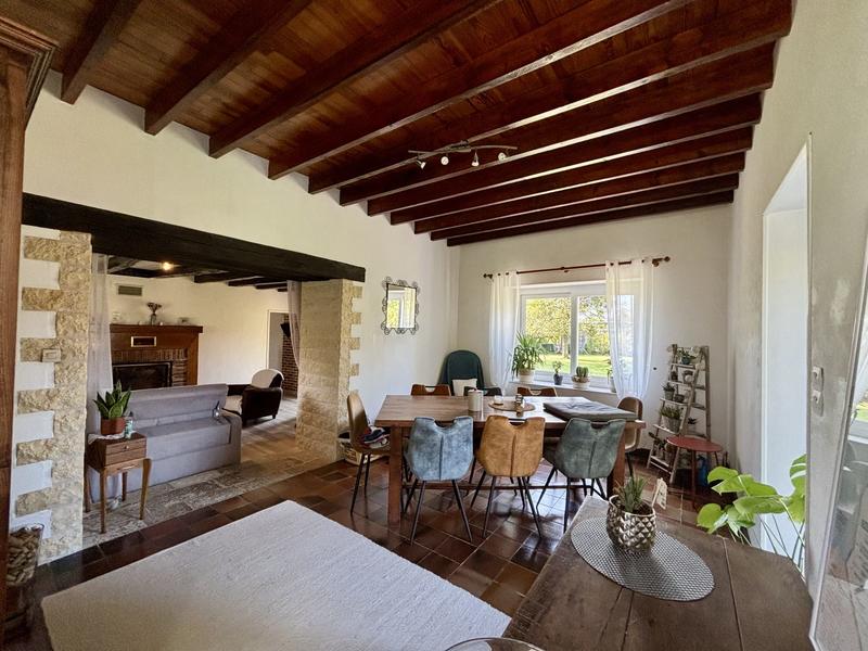 Maison - 105 m² - 4 pièces