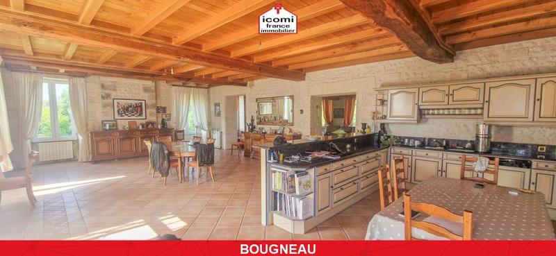 Propriété - 1 000 m² - 10 pièces