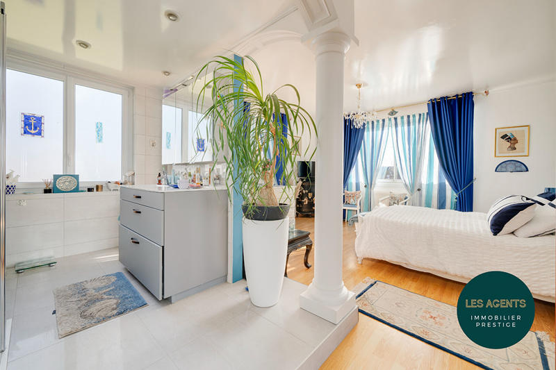 Appartement - 197 m² - 5 pièces