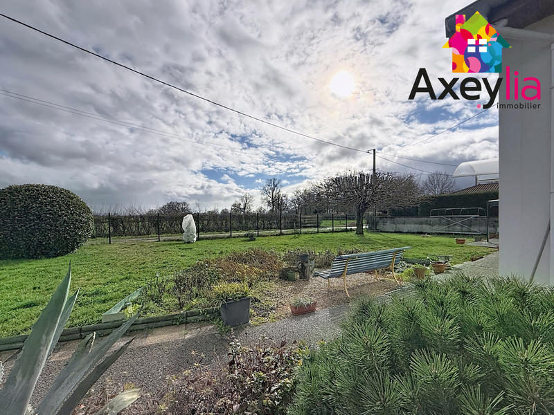 Maison - 252 m² - 8 pièces