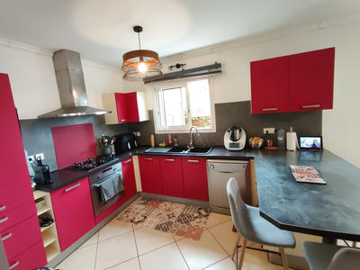 Maison - 80 m² - 4 pièces