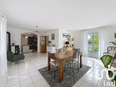 Maison - 179 m² - 5 pièces