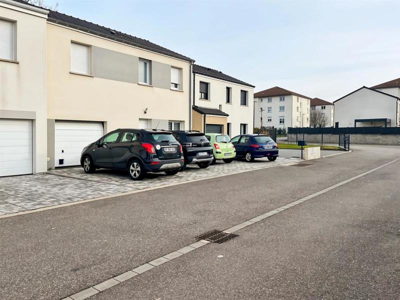 Appartement - 96 m² - 5 pièces