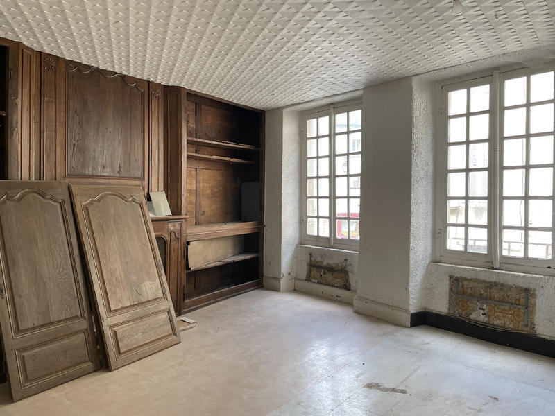 Immeuble - 230 m² - 6 pièces