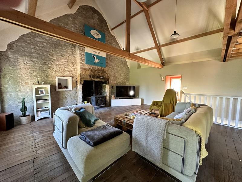 Maison - 168 m² - 6 pièces