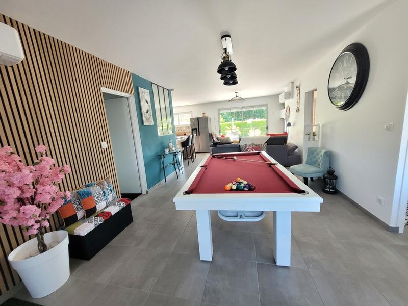 Maison - 90 m² - 5 pièces