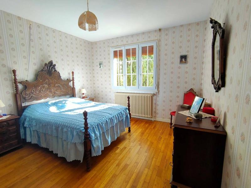 Maison - 162 m² - 7 pièces