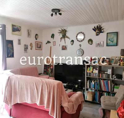 Maison - 84 m² - 4 pièces