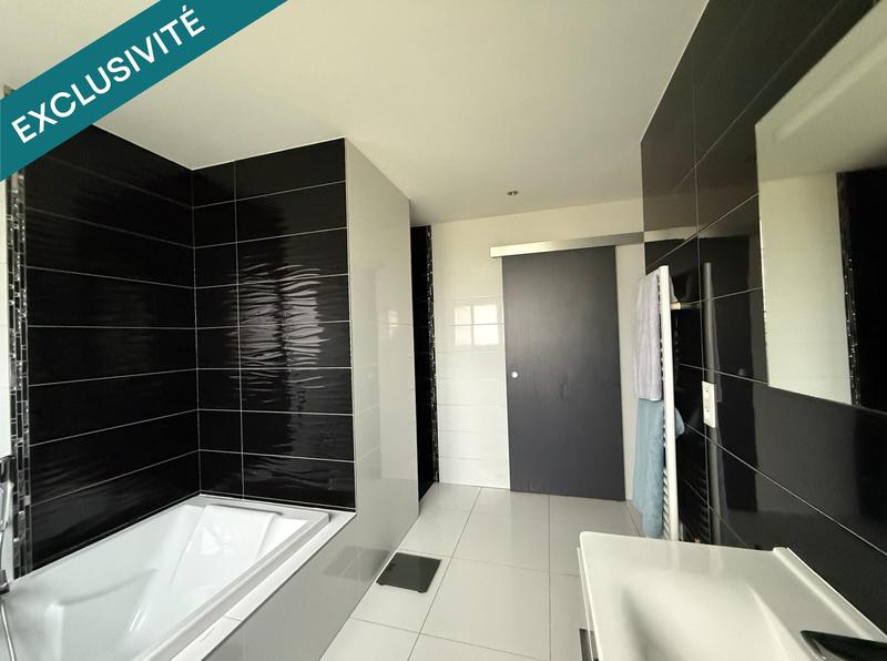 Maison - 179 m² - 5 pièces