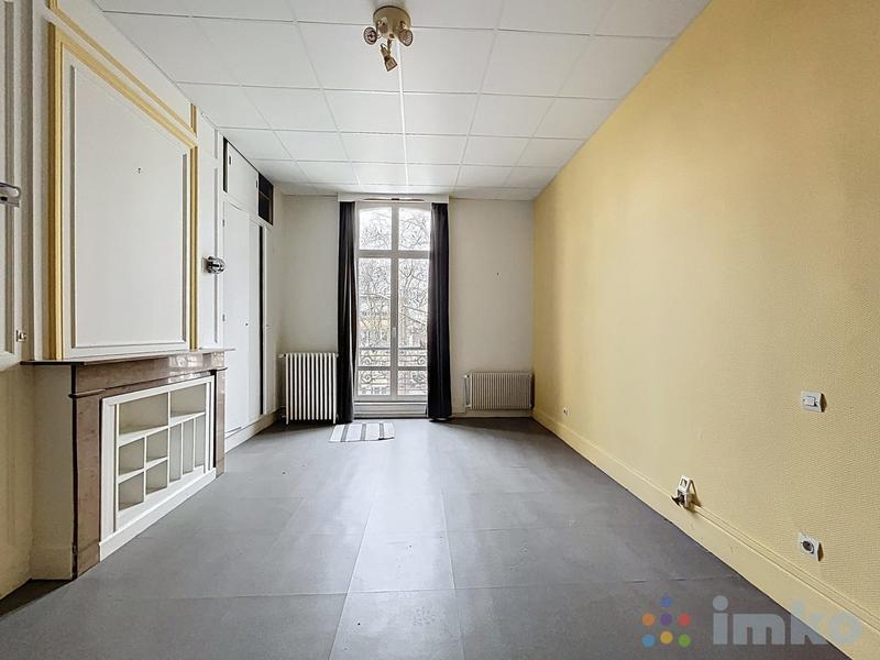 Maison ancienne - 573 m² - 16 pièces