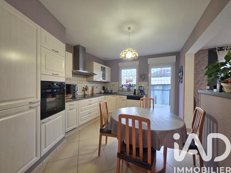 Maison - 126 m² - 5 pièces