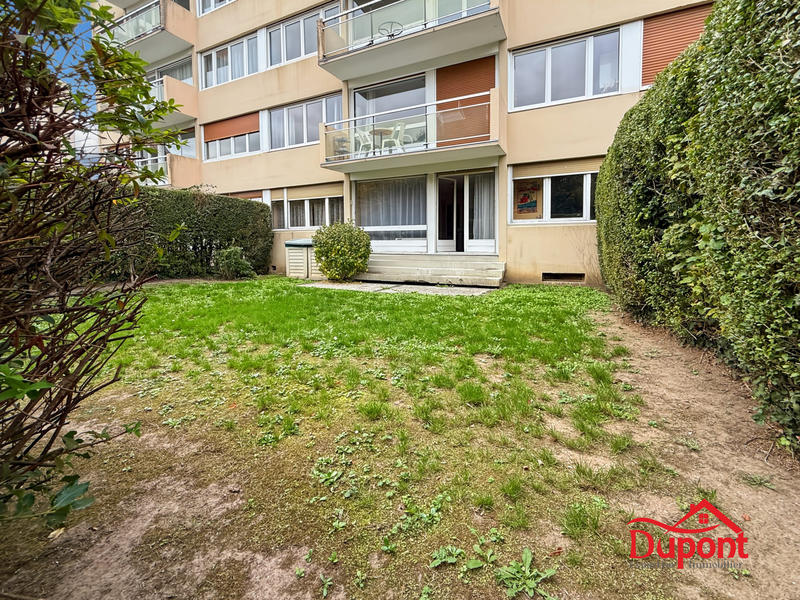 Appartement - 90 m² - 5 pièces