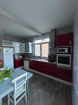 Maison - 170 m² - 5 pièces