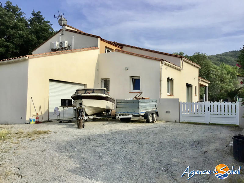 Maison - 230 m² - 5 pièces