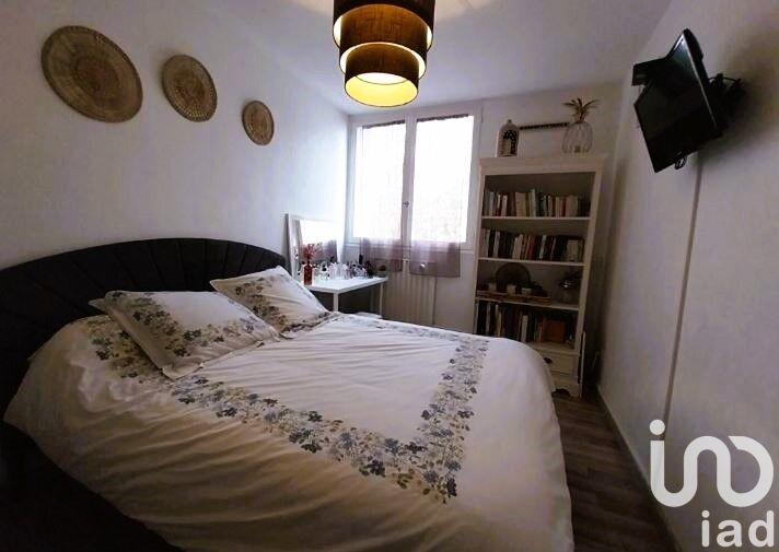 Appartement - 90 m² - 5 pièces