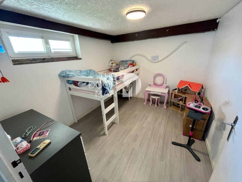 Maison - 145 m² - 6 pièces