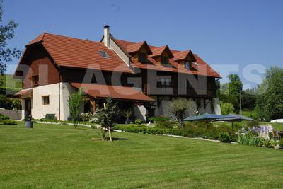 Maison - 344 m² - 8 pièces