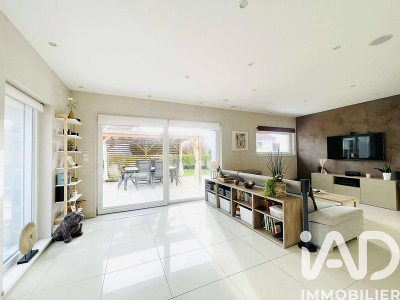 Maison - 172 m² - 7 pièces