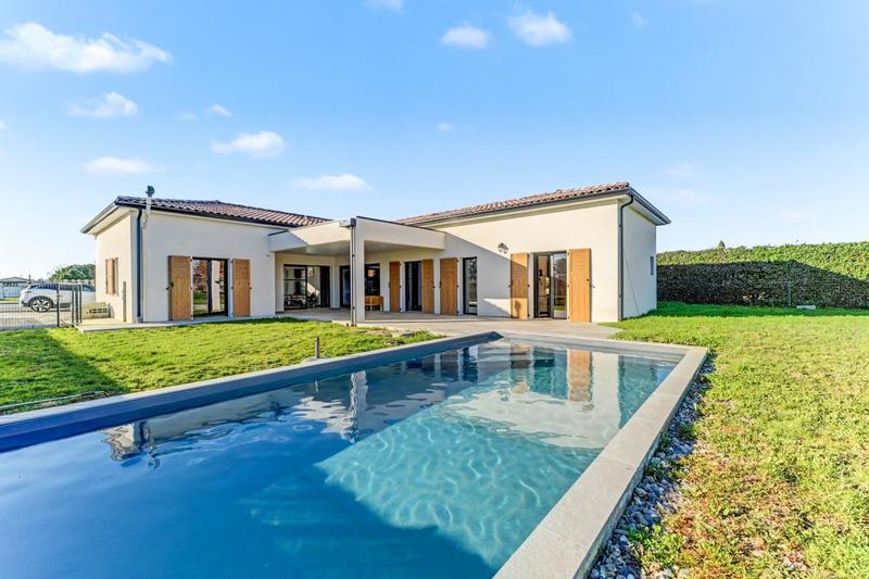 Maison - 140 m² - 4 pièces