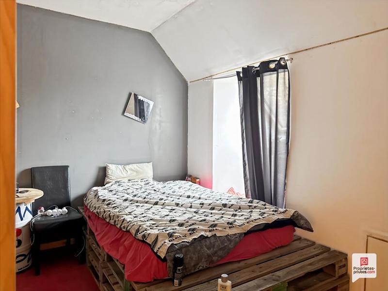 Maison - 151 m² - 7 pièces