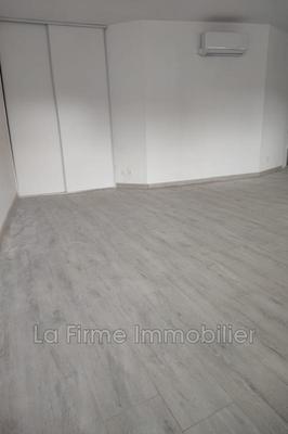 Maison de village - 82 m² - 3 pièces