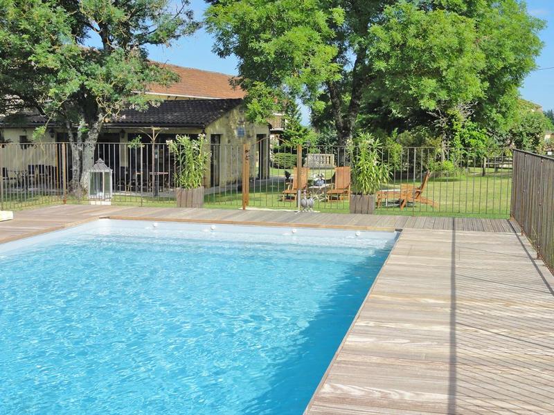 Maison - 319 m² - 12 pièces