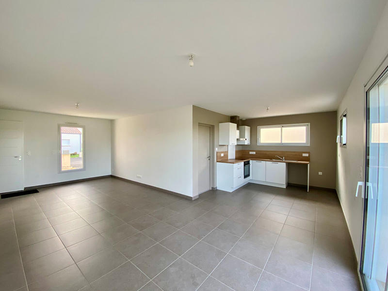 Maison - 83 m² - 4 pièces