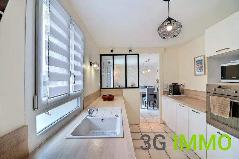 Maison traditionnelle - 106 m² - 5 pièces