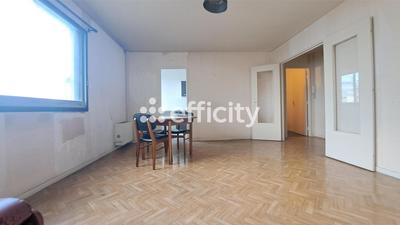 Appartement ancien - 33 m² - 1 pièce