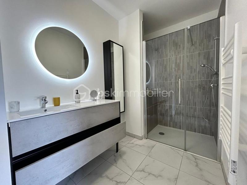 Appartement - 96 m² - 3 pièces