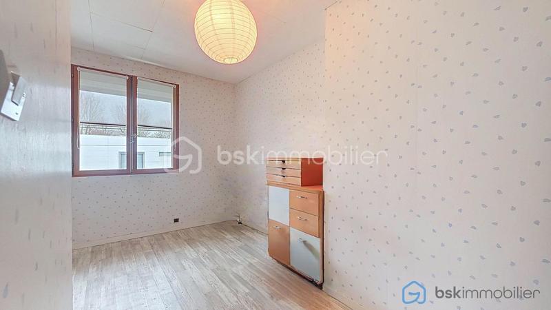 Maison traditionnelle - 105 m² - 7 pièces