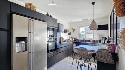 Maison - 101 m² - 5 pièces