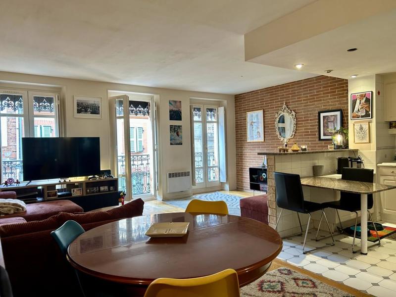 Appartement - 81 m² - 3 pièces