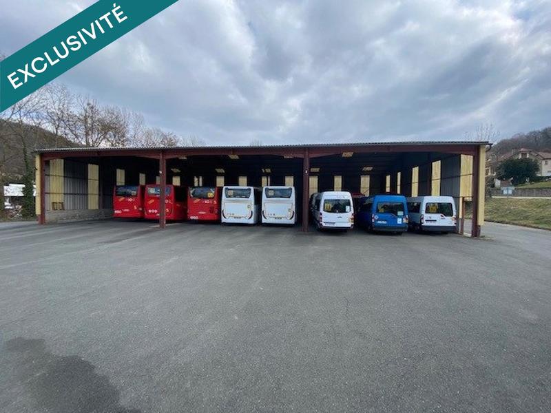 Local commercial - 1 125 m² - 14 pièces