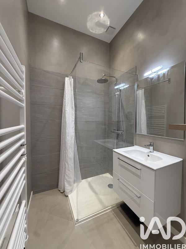 Loft - 95 m² - 4 pièces