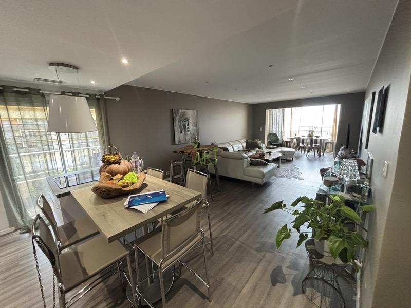 Appartement - 95 m² - 3 pièces